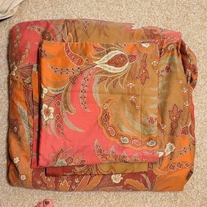 Pottery Barn Queen Duvet with Queen Shams and Euro Sham.